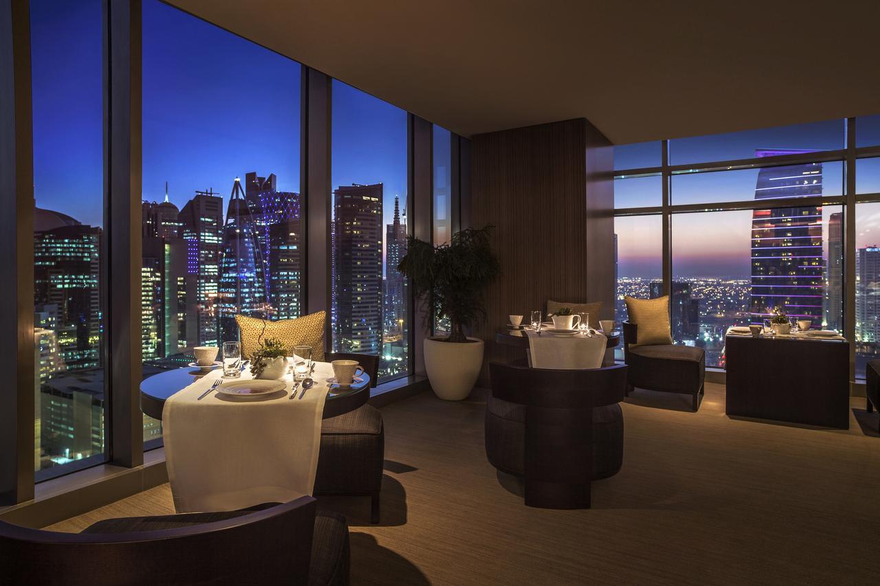فندق سيتي سنتر روتانا الدوحة المظهر الخارجي الصورة The Club Lounge at the Four Seasons Hotel, Seoul